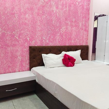 אויאיין Anant Home Stay חדר תמונה