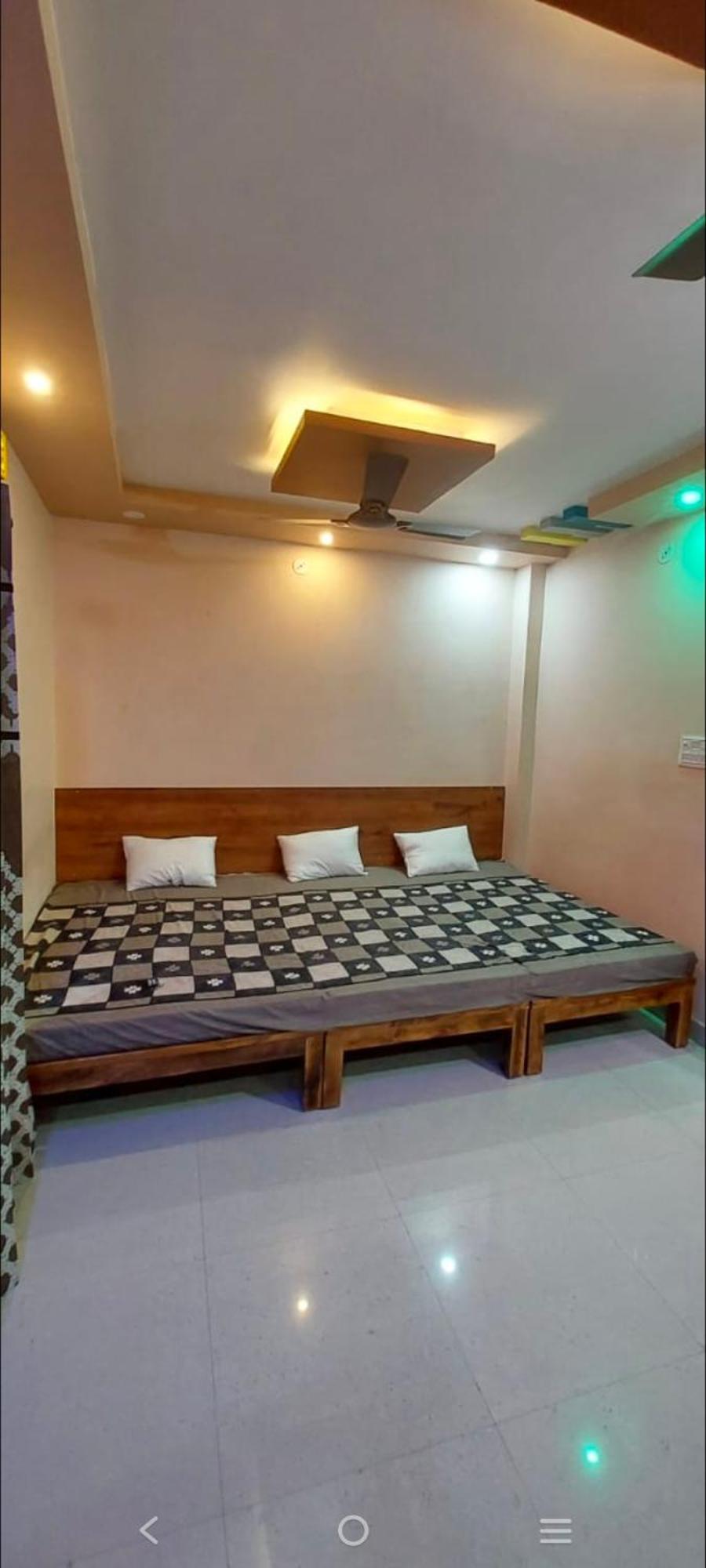 אויאיין Anant Home Stay מראה חיצוני תמונה