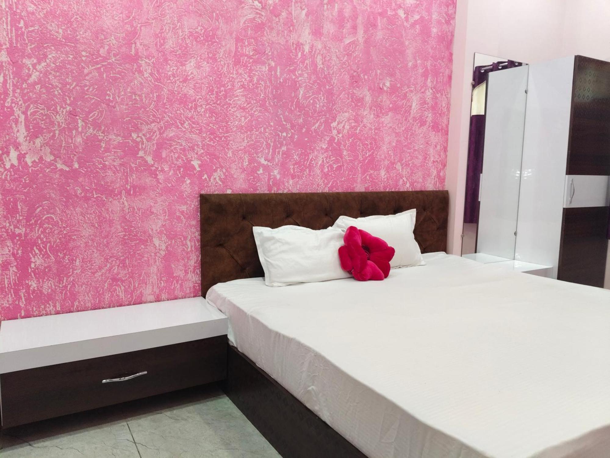 אויאיין Anant Home Stay חדר תמונה
