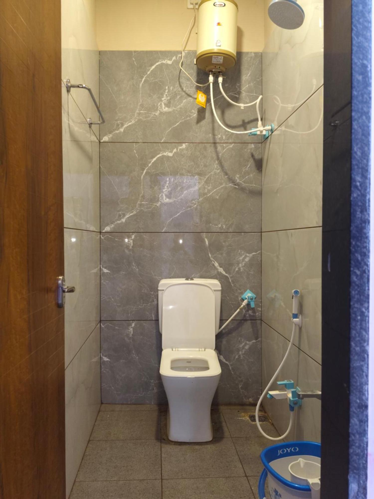 אויאיין Anant Home Stay חדר תמונה