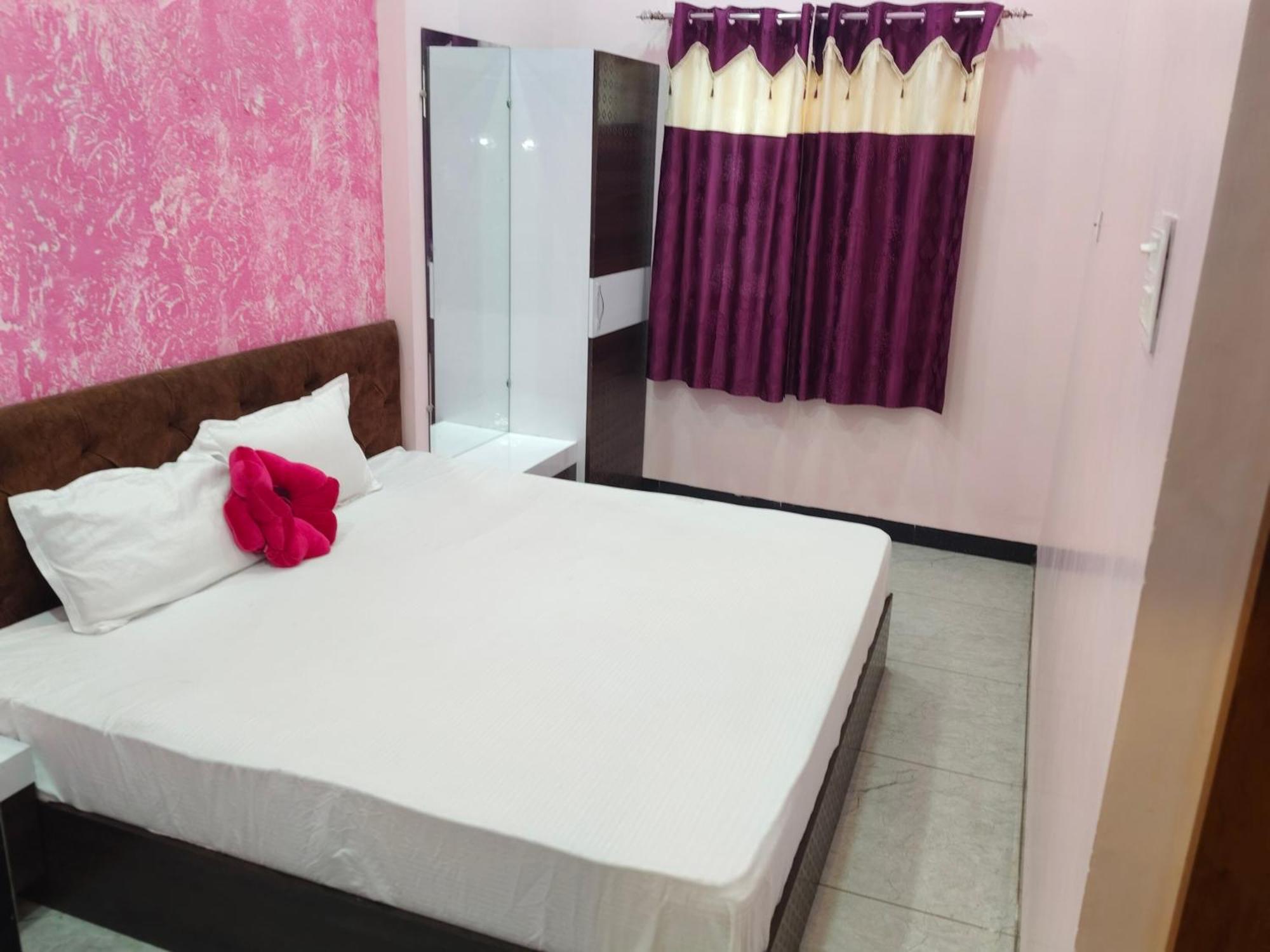 אויאיין Anant Home Stay חדר תמונה